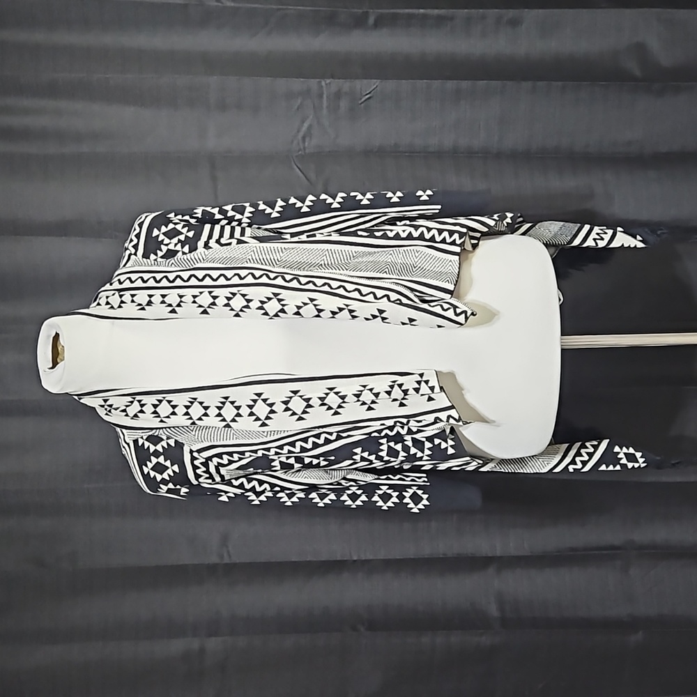 Printed cardigan with tassels